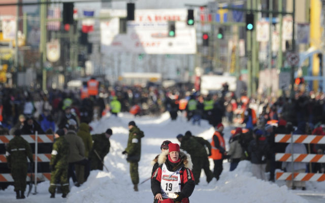 Assault claims roil Iditarod sled dog race as 2 top mushers are disqualified, then 1 reinstated - CBS Sports 590 & 96.7 FM
