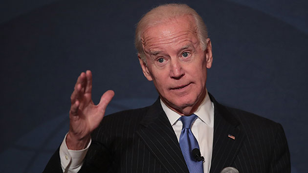 Biden snags support from prominent Muslim American officials