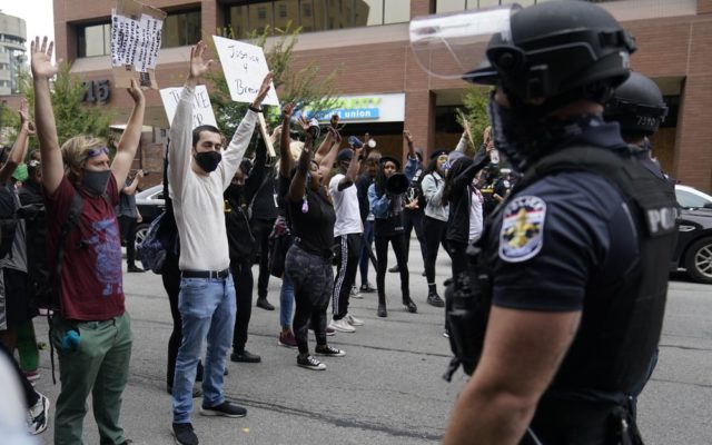 Scattered protests in US cities, but no wide unrest seen
