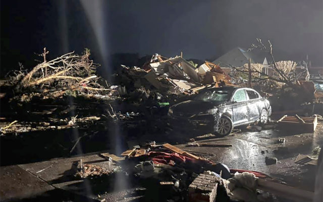 3 dead, 10 injured as North Carolina tornado levels homes