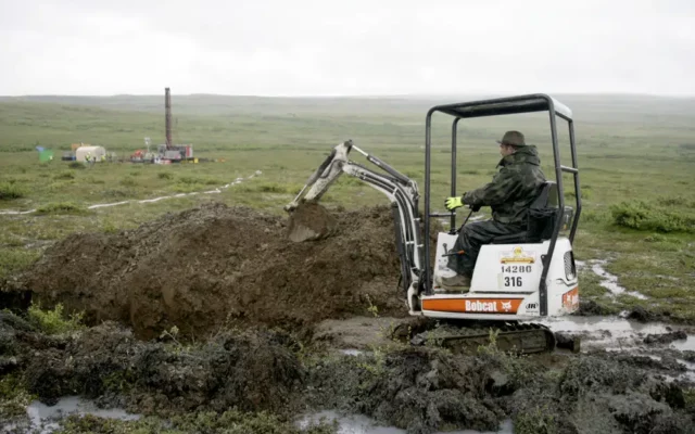 Feds use rare veto to block Alaska copper, gold mine plan
